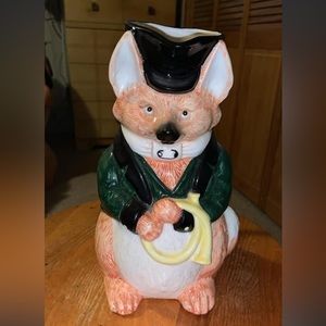 Fitz &Floyd Fox Hunting pitcher green jacket hand painted &glazed made in Japan